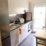 Modern Style Apartment,central Thessaloniki, 100qm Salonic