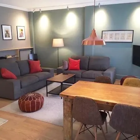 Apartment Modern Style Apartment,central Thessaloniki, 100qm Thessaloniki