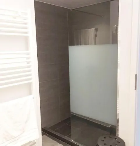 Lejlighed Modern Style Apartment,central Thessaloniki, 100qm