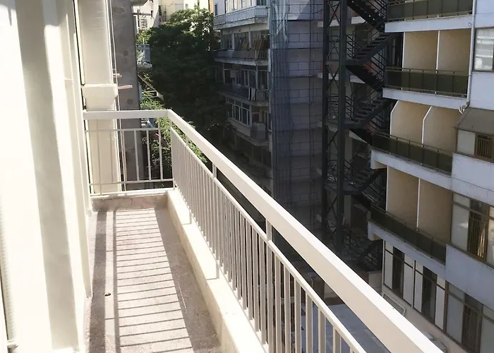 Modern Style Apartment,central Thessaloniki, 100qm