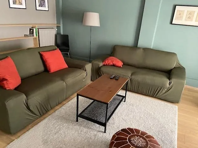 Modern Style Apartment,central Thessaloniki, 100qm